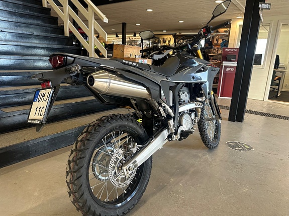 Suzuki DR-Z4S Nyhet 2026 nu i butiken! 4 of 7