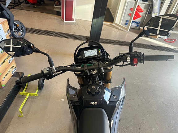 Suzuki DR-Z4S Nyhet 2026 nu i butiken! 6 of 7