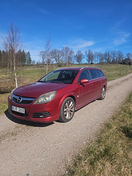 Opel Vectra 2 of 5