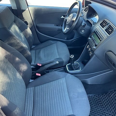 Volkswagen Polo 7 of 14