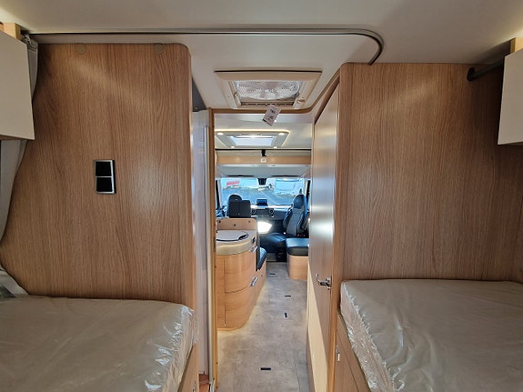 Hymer B-MC I 680 BlackLine 15 of 19