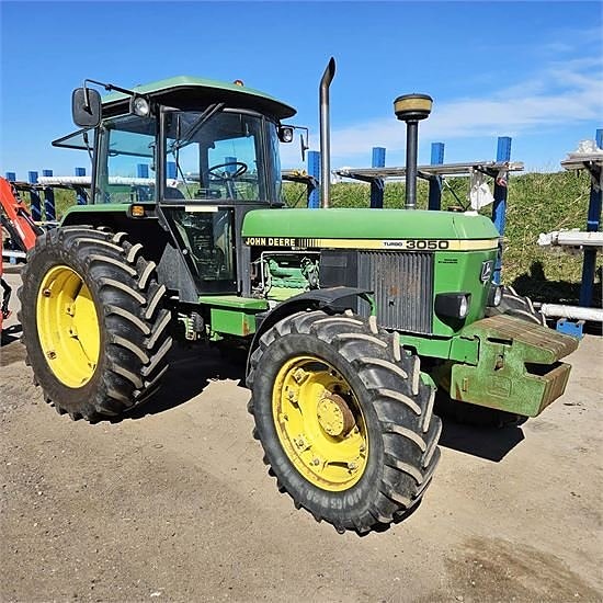 John Deere 3050 - 4WD Turbo Power Synchron
