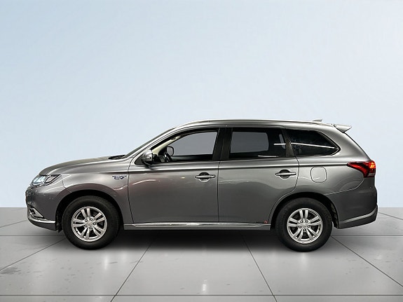 Mitsubishi Outlander 4 of 5