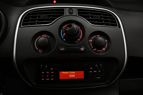 Renault Kangoo 25 of 29
