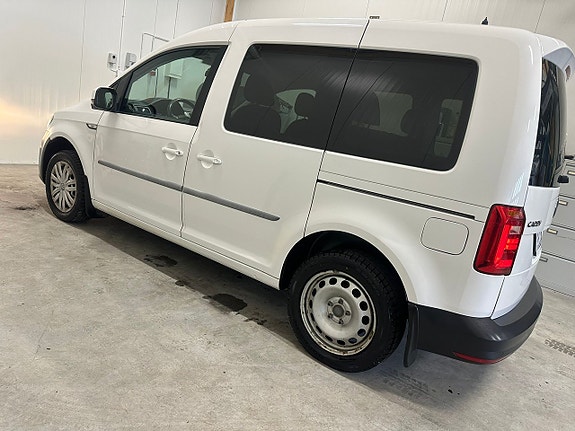 Volkswagen Caddy 4 of 5