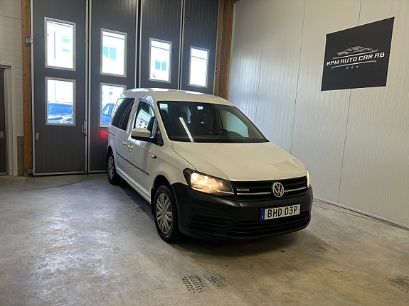 Volkswagen Caddy 2 of 5