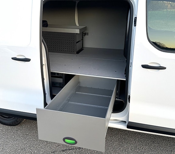 Peugeot e-Expert 7 of 22