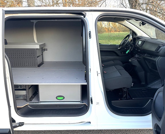 Peugeot e-Expert 6 of 22
