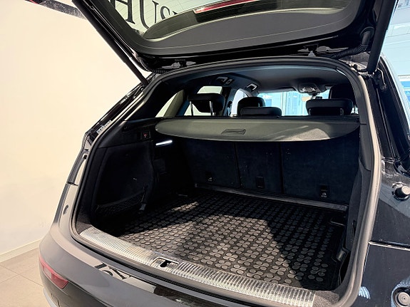 Audi Q5 6 of 13