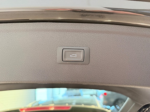 Audi Q5 7 of 13