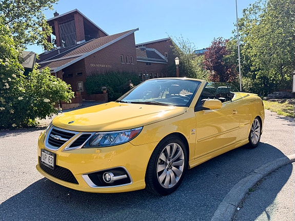 Saab 9-3 2 of 9
