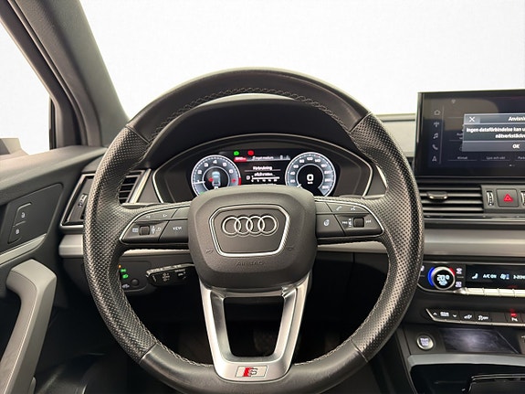 Audi Q5 11 of 30