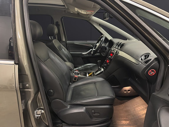 Ford S-MAX 11 of 24