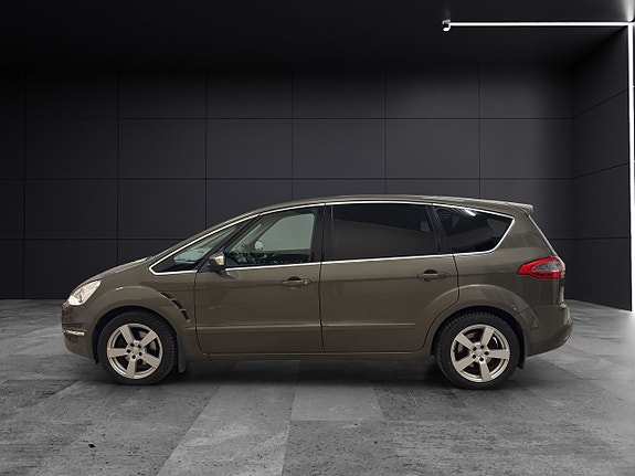 Ford S-MAX 3 of 5