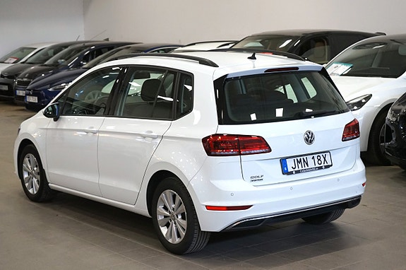 Volkswagen Golf Sportsvan 5 of 15