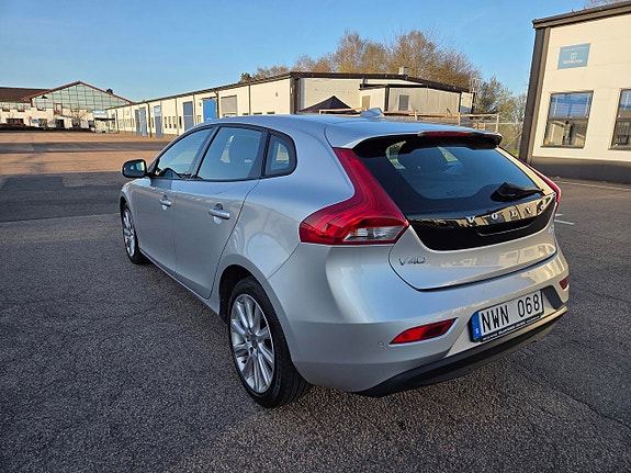 Volvo V40 5 of 11