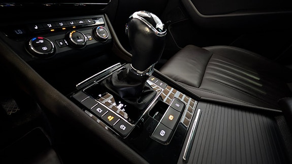 Skoda Superb 24 of 30