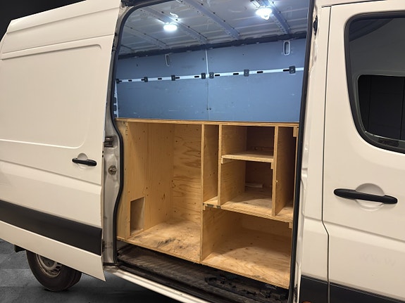 Volkswagen Crafter 35 13 of 21