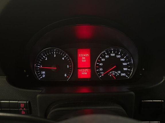 Volkswagen Crafter 35 16 of 21