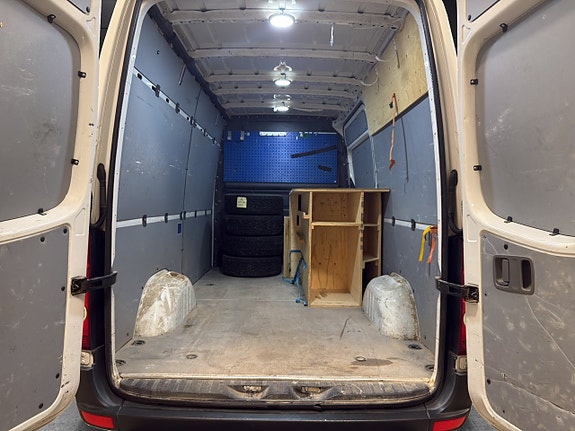 Volkswagen Crafter 35 11 of 21
