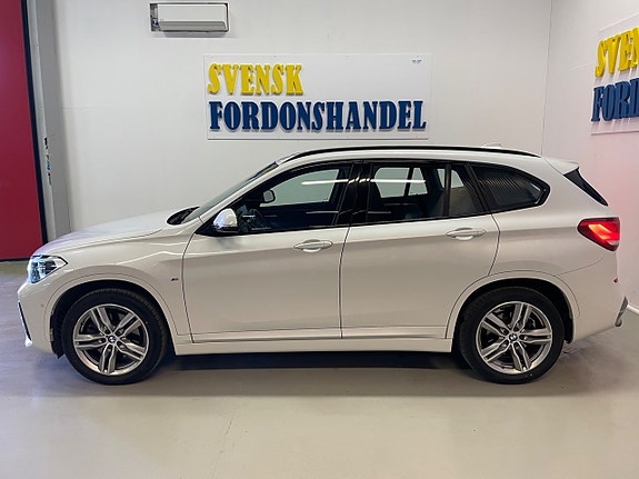 BMW X1 4 of 5