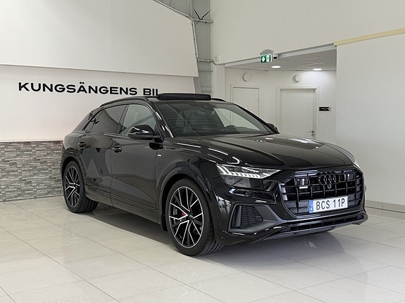 Audi Q8 6 of 25