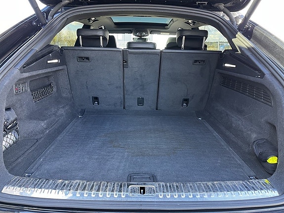Audi Q8 17 of 24