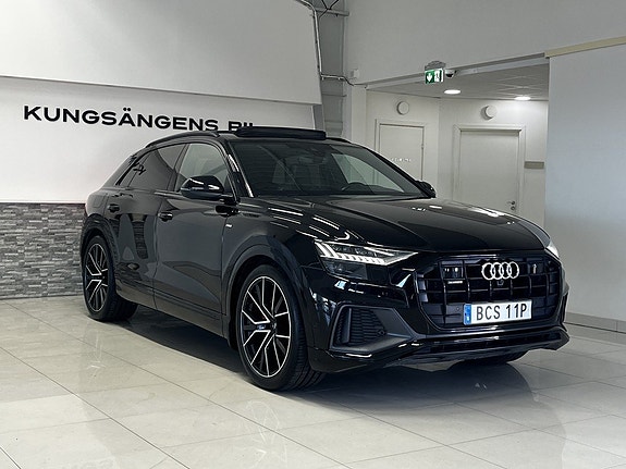 Audi Q8 6 of 24