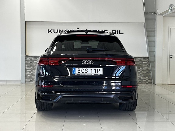 Audi Q8 8 of 24