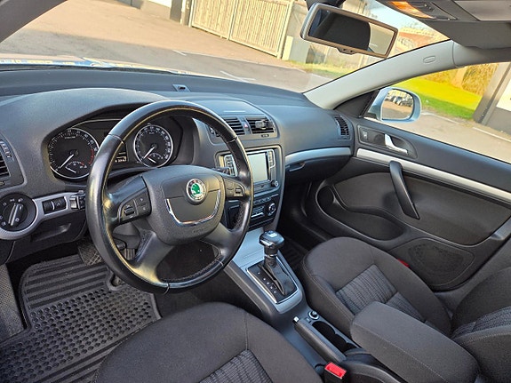 Skoda Octavia 8 of 12