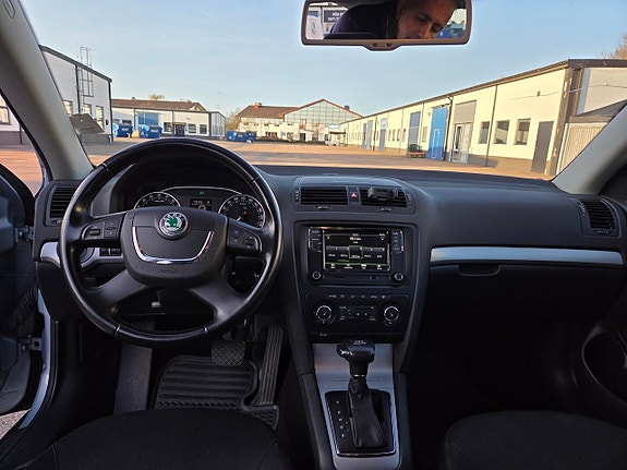 Skoda Octavia 10 of 12