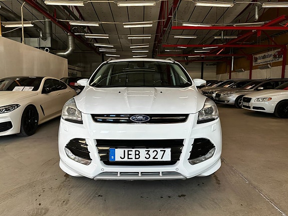 Ford Kuga 2 of 12