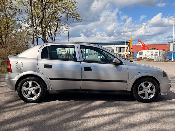 Opel Astra 6 of 10