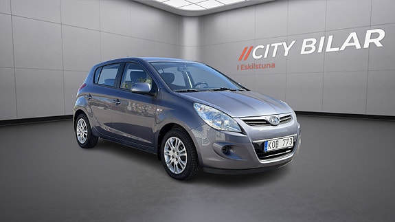 Hyundai i20 3 of 5