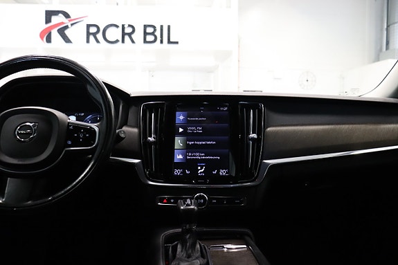 Volvo V90 Cross Country 20 of 23
