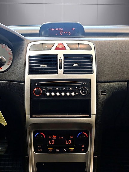 Peugeot 307 19 of 24