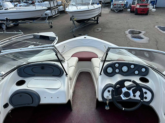 Astro 21 dc & Mercruiser 3.0L 135 hk -00 -Spara 10.000kr 9 of 9