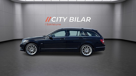 Mercedes-Benz C180 8 of 16