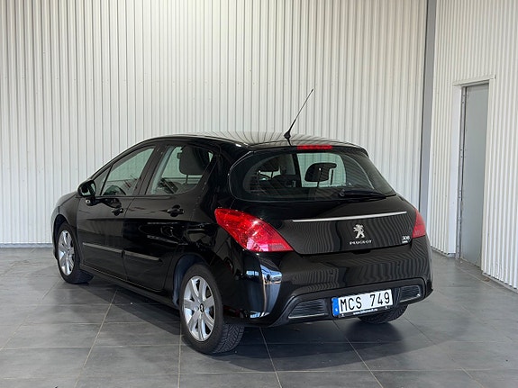 Peugeot 308 3 of 14