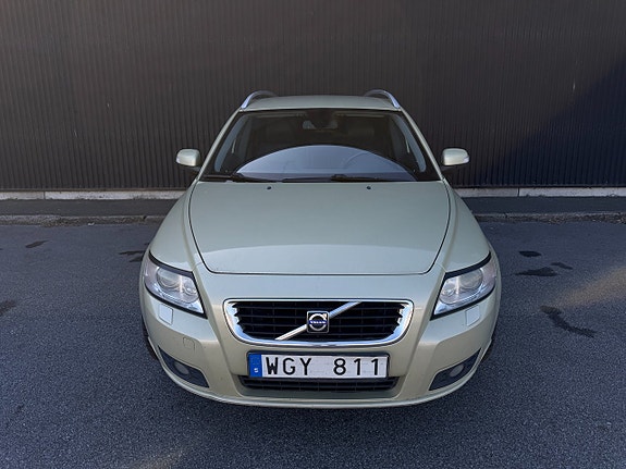 Volvo V50 7 of 11
