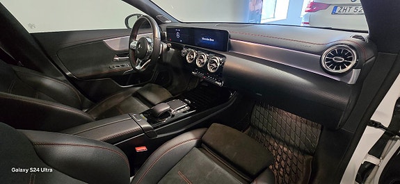 Mercedes-Benz CLA220 5 of 5
