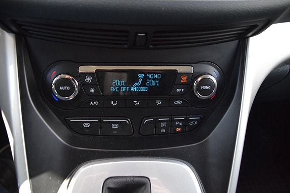 Ford C-Max 17 of 23