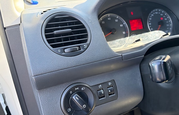 Volkswagen Caddy 15 of 19