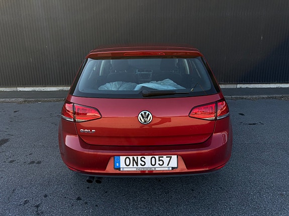 Volkswagen Golf VII 4 of 12
