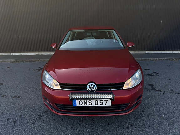 Volkswagen Golf VII 7 of 12