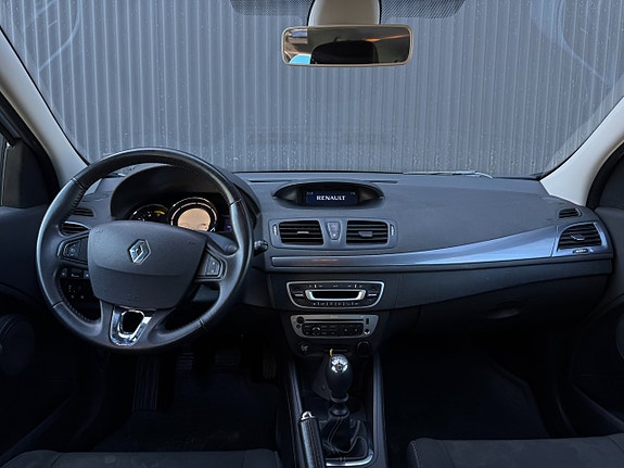 Renault Megane III 9 of 11