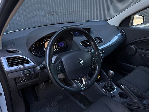 Renault Megane III 8 of 11