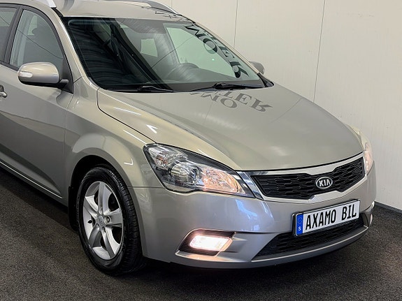Kia Ceed 4 of 5
