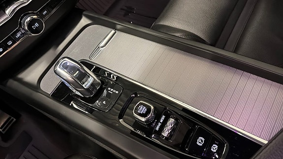 Volvo XC60 17 of 26
