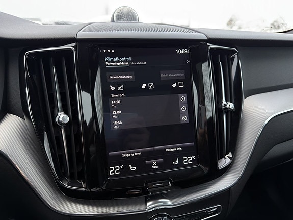 Volvo XC60 25 of 26